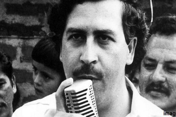 Asesinato de Pablo Escobar: Auge y Caída de un Narco