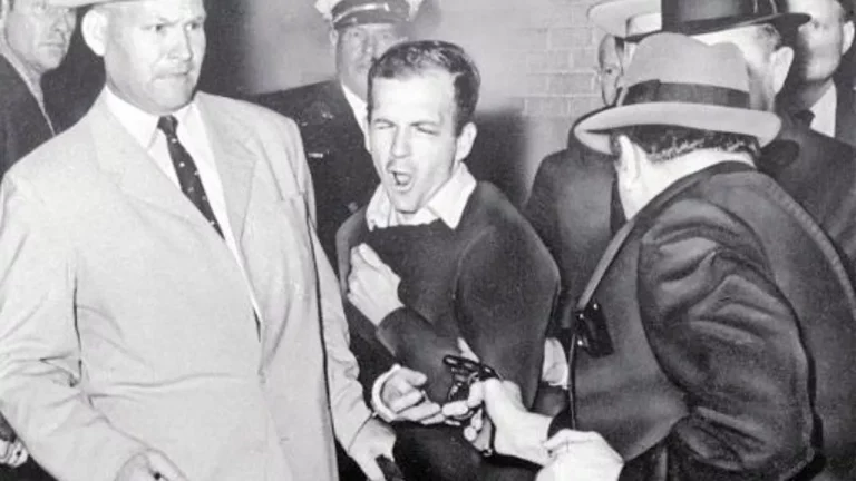 El caso del asesinato de Lee Harvey Oswald: Misterio y Conspiración