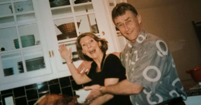 El Asesino de la Escalera: ¿Suicidio o Conspiración?